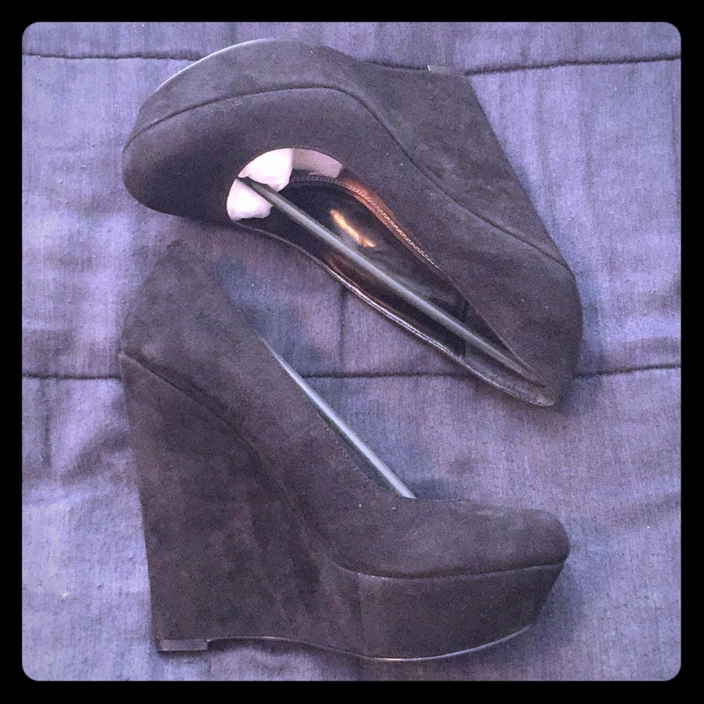 Black Suede Wedge Shoe